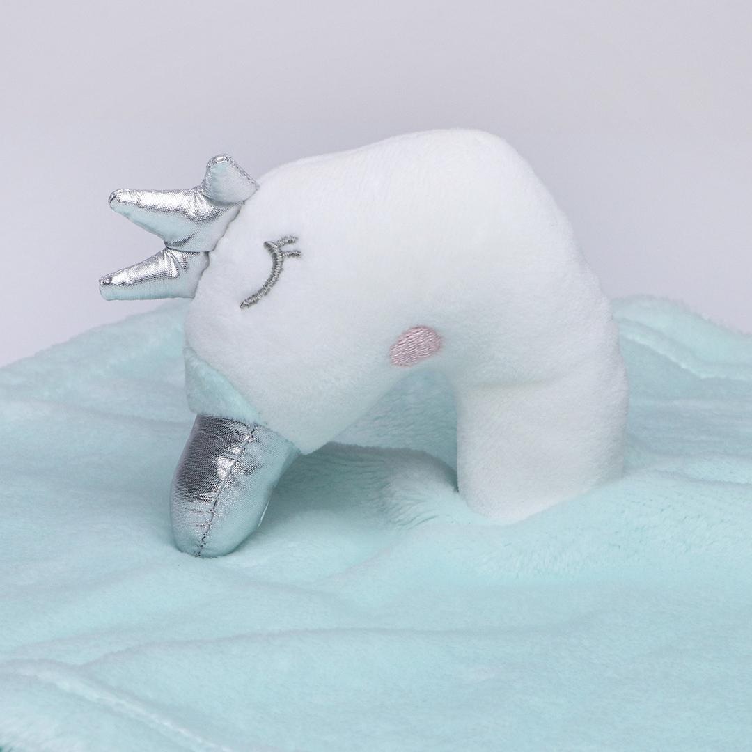 M160867 Pastel green - Cuddly blankets swan's head - mbw