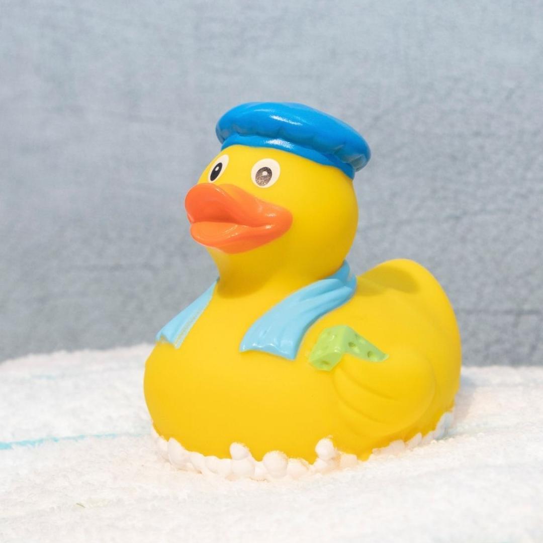 M131143 Multicoloured - Squeaky duck bubble bath - mbw
