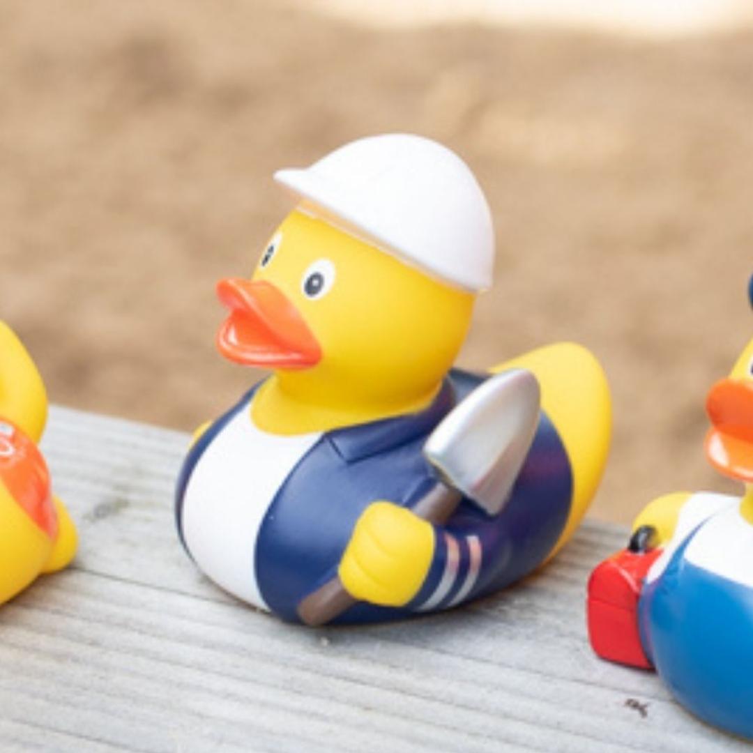 M131219 Multicoloured - Squeaky duck concrete labourer - mbw