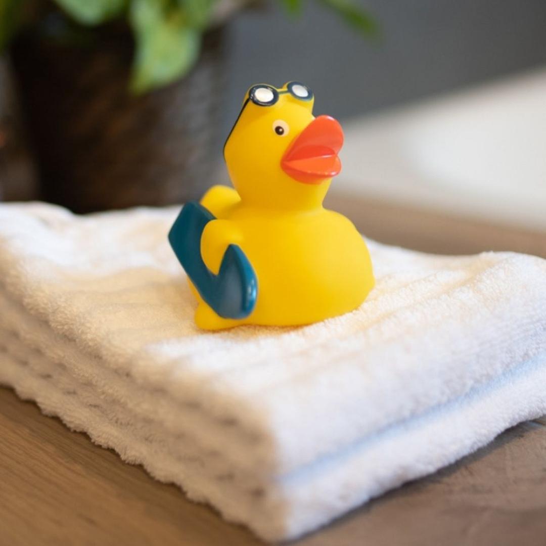 M131205 Multicoloured - Squeaky duck surfer - mbw